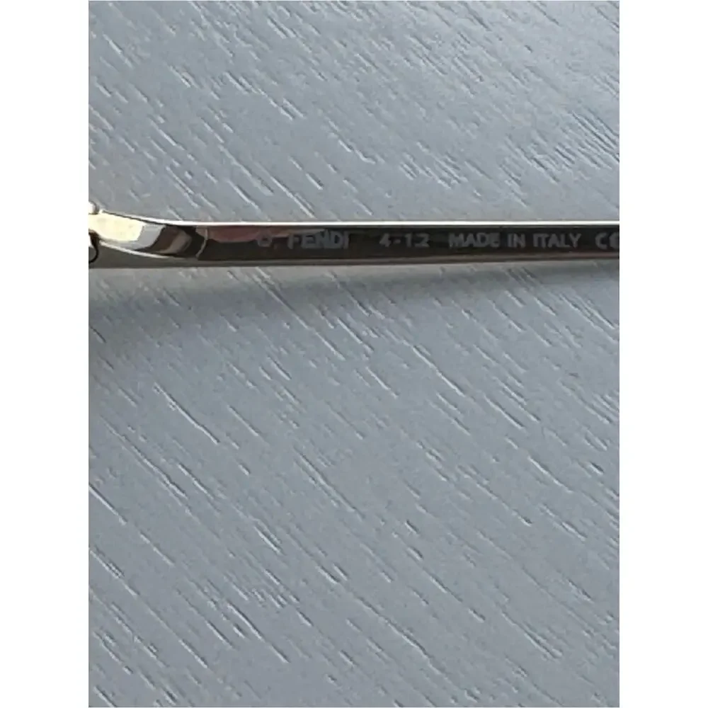 Fendi authentic fe40039u
